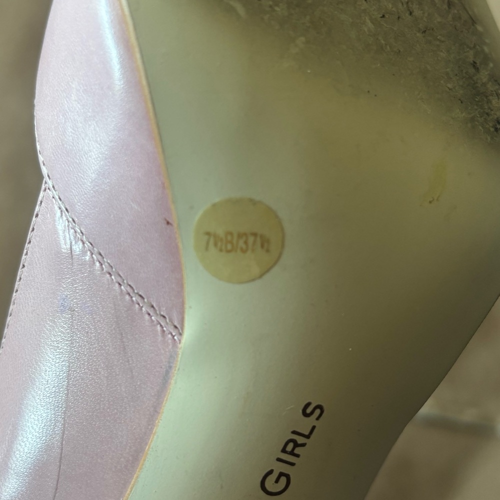 BCBGirls Elegant Pink Women's Heels - Picture 6 of 6
